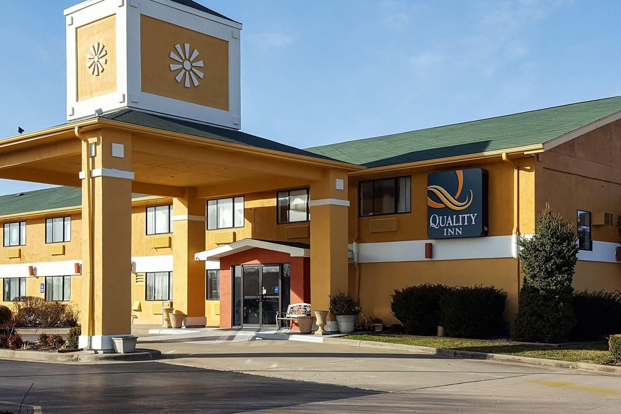 Quality Inn Ozark-Springfield South Exterior foto